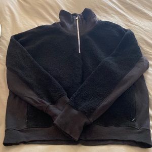 Lululemon half zip pullover fleece